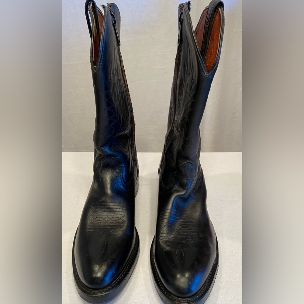 Men’s cowboy boots